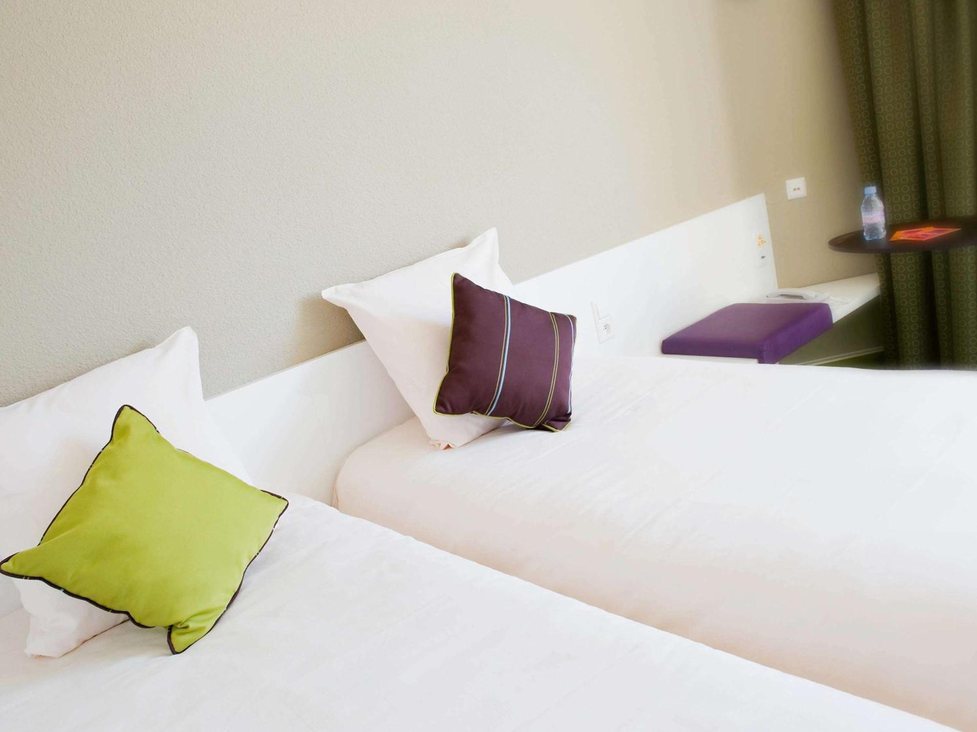 ไอบิส สไตล์ บอร์โด แอโรปอร์ Hotel เมรินแญค ภายนอก รูปภาพ