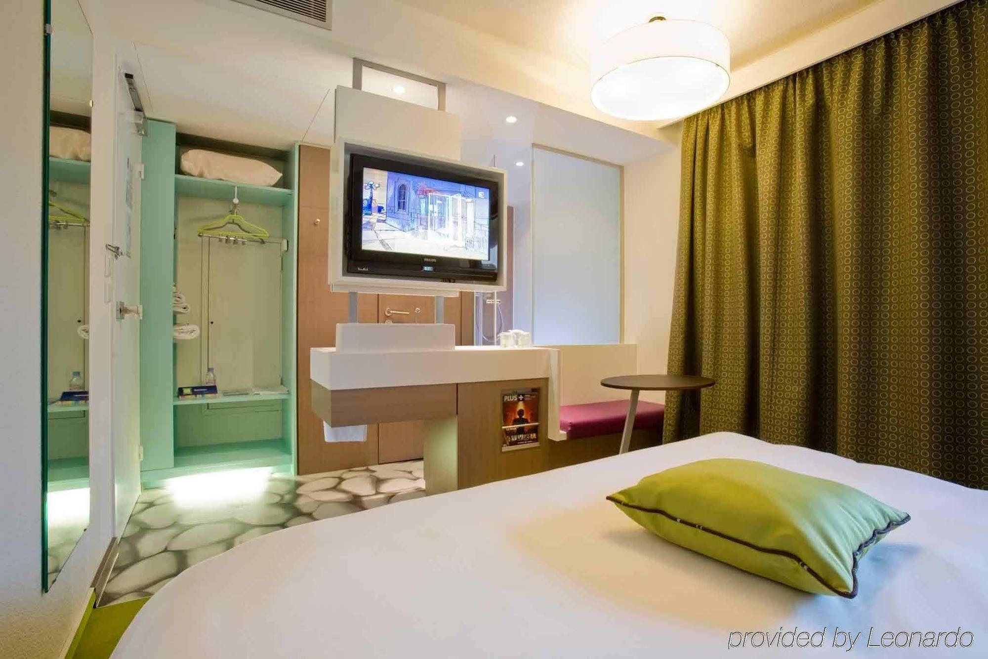 ไอบิส สไตล์ บอร์โด แอโรปอร์ Hotel เมรินแญค ภายนอก รูปภาพ
