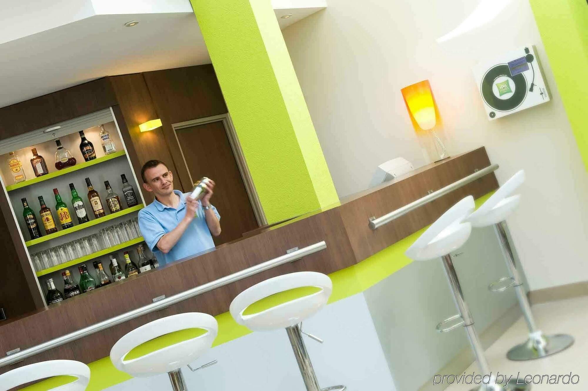 ไอบิส สไตล์ บอร์โด แอโรปอร์ Hotel เมรินแญค ภายนอก รูปภาพ
