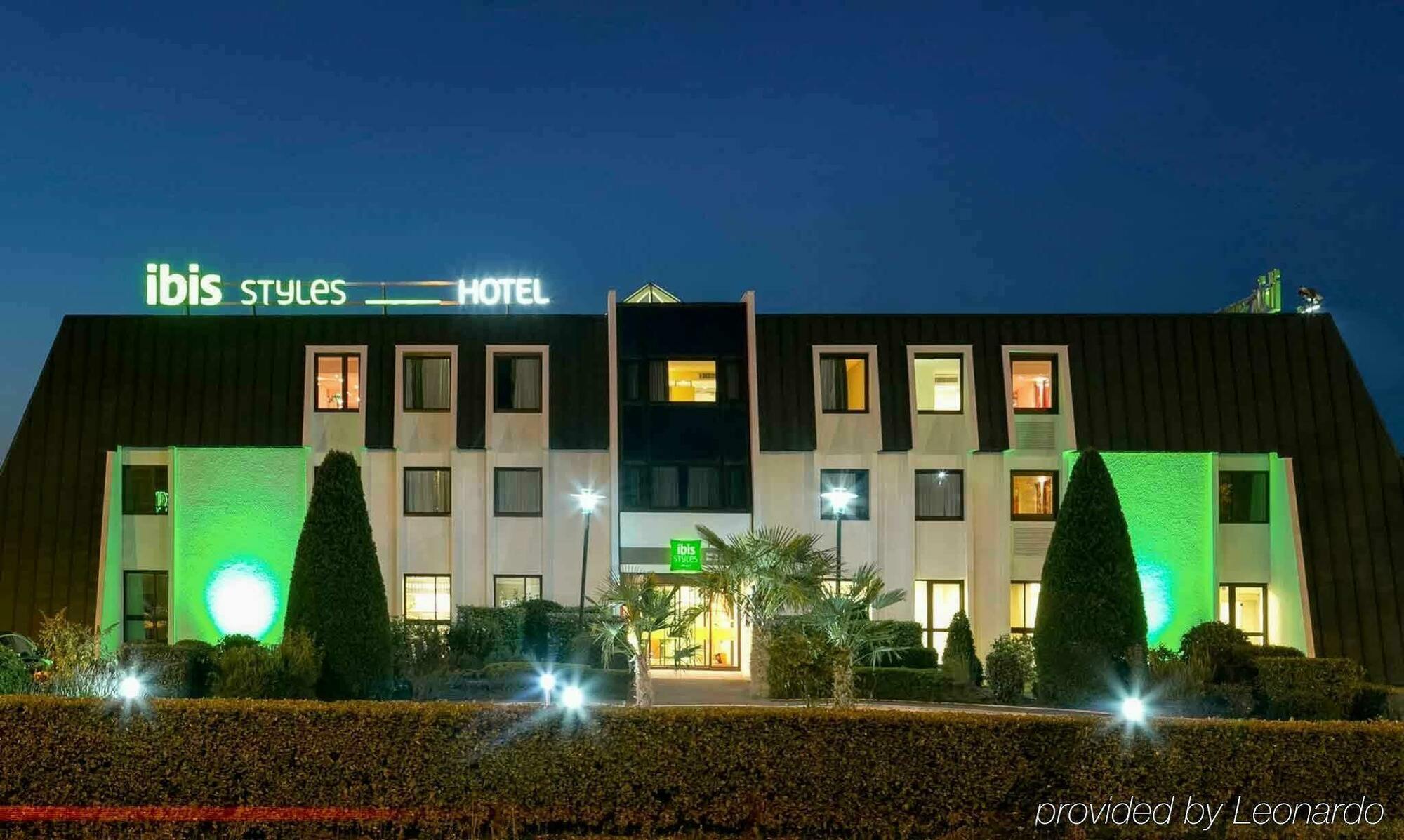 ไอบิส สไตล์ บอร์โด แอโรปอร์ Hotel เมรินแญค ภายนอก รูปภาพ